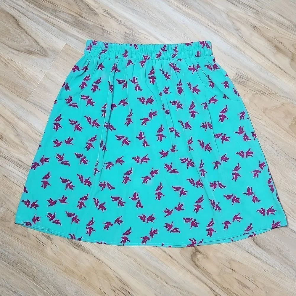 🔺️NWT Anthropologie Everly Green w/Pink Birds Skirt Small
